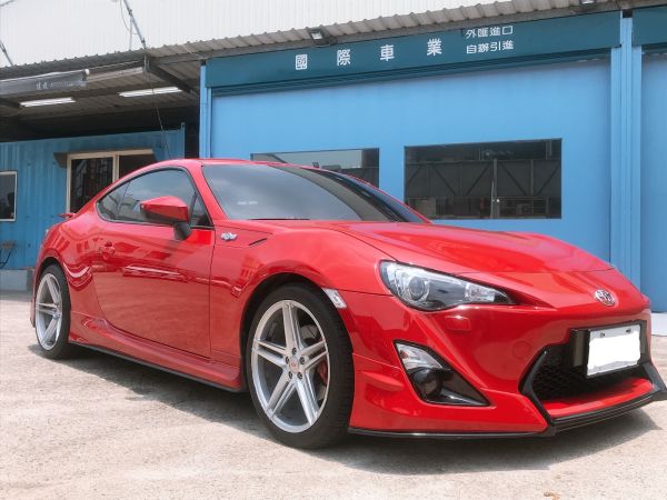 Toyota 86 最新車款資料 一鍵詢價 專業車評 81汽車