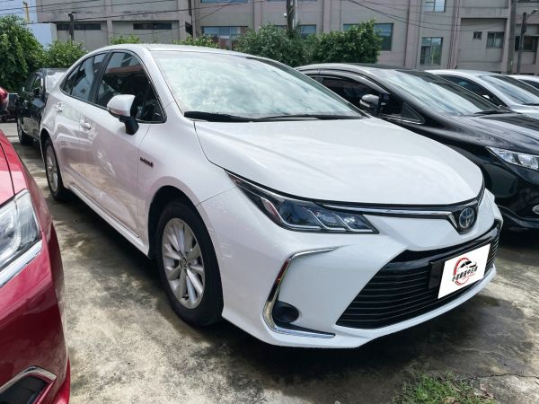 Toyota 豐田中古車 二手車 實車實價 就到81嚴選 81汽車