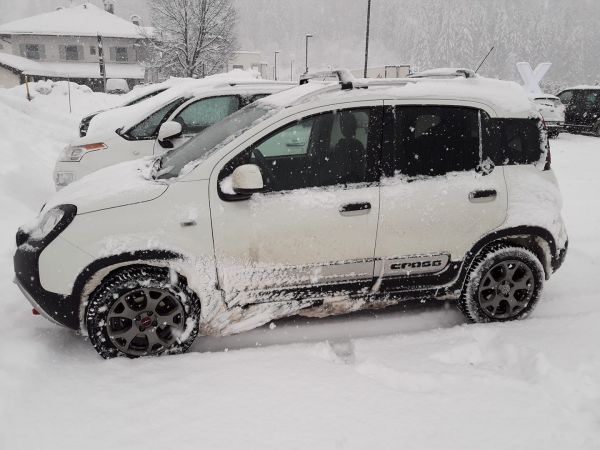 81中古車觸屏版 快速 便捷的汽車買賣交易平台