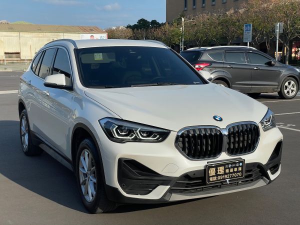 Bmw 寶馬中古車 二手車 實車實價 就到81嚴選 81汽車