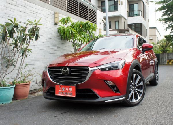 中古車 二手車 全台最大的中古車交易平台 81嚴選 真實車輛 真實在店 81汽車