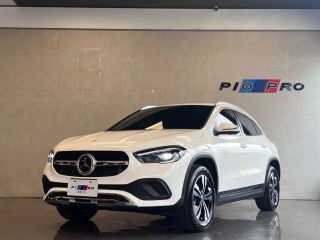 81中古車 賓士gla0 Gla 1 6l 專經各式總代理新古車歡迎來電洽詢