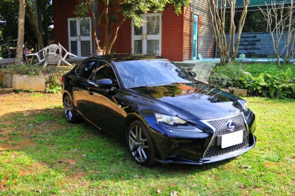 Lexus 凌志中古車 二手車 實車實價 就到81嚴選 81汽車