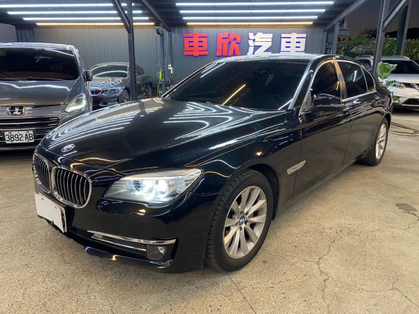 Bmw 寶馬中古車 二手車 實車實價 就到81嚴選 81汽車