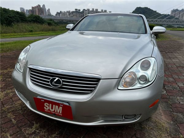 Lexus 凌志中古車 二手車 實車實價 就到81嚴選 81汽車 Lexus 凌志中古車 二手車 實車實價 就到81嚴選 81汽車