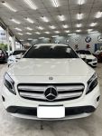 2016年 BENZ GLA180 潮流白 實...