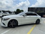 2017年￼Benz W205 C300  可認證...