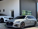 2022 Audi RS4 Avant 原廠...