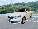 【杰運高雄店】 2017 Skoda Fa...