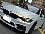 320I 正M 全車包膜消光白 精品都改好了 實車在店 可全額貸 免頭款 免保人