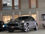 2016 Porsche Macan Turbo 總...