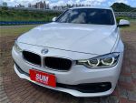 2018年BMW F30 318i  5AS  LED...