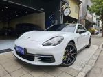 2020 Porsche Panamera 4 E-Hy...