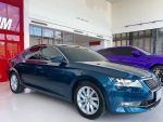 鴻騏 2019 Skoda Superb Sedan...