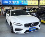 僅駛2.2萬 里程保證！大瑋汽車 2021 V60 B4M 白 輕油電