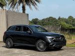 正2023年GLC300AMG 4MATIC SUV...