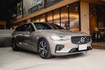 VOLVO專營旗艦店-前進富友｜V60 B5 R-Design 最美車色旅行坦克