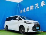 2022出廠 LM300h 七人座 環景 僅跑3萬 新東汽車