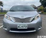 2011年 Toyota SIENNA LE 2.7L...