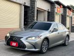 正2022年 LEXUS ES300H 油電豪華版 全車原版件 里程4.2萬