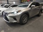 極美一手車全程LEXUS原廠保養...