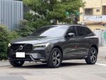 2022年 Volvo XC60 B5 R-Desig...