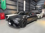 全台最帥GT63S 陶瓷煞車 消光碳纖維內飾 菱格紋賽車椅