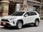 2021年TOYOTA RAV4 僅跑五萬多...
