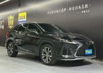 【御騰汽車】多功能大型豪華休旅給有家庭的你，滿足所有用車需求可載物可露營通通包軌