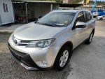 LED日行燈、免鑰匙啟動車門鎖...