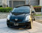 里程低 內外漂亮 整理如新 省油 好停車