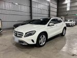 2015GLA200 全景、電尾門、電動記憶座椅、前後雷達測距
