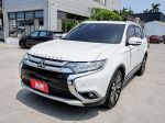 最高旗艦版 4WD 天窗 電動尾門 ACC AEB 車道偏離 盲點 快撥