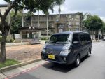《原漆車 豪華型〈自排〉8人座...