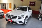 GLC220D 4MATIC，LED頭燈、盲點...