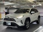 一手車、汽油最頂級、升級碳纖...