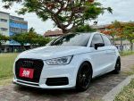 一手車  配備~HID頭燈 衛星導航 安卓機 倒車顯影 怠速熄火 CARPLAY