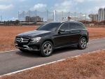 正2016年GLC300 SUV