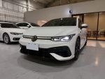 空力套件 全景天窗 雙前座冷熱通風功能 自動停車系統 ACC主動跟車系統