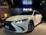 2019 LEXUS ES200 只跑3萬 ACC跟車 摸門 盲點 天窗 加熱椅