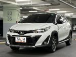 【只跑２千│一手車│９安│免鑰匙 │定速│藍芽│YARIS CROSSOVER】