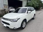 2015年OUTLANDER 內外氣氛超級...