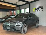 2022 Benz GLC300 Coupe 底黑...