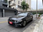 2018年式 BMW 520i 總代理 原...