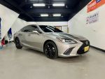 2023 ES300h F-SPORT 僅跑一萬...