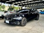 ⚡️實車實價️⚡️V60 B4 Momentum...