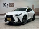 2026 LEXUS NX200豪華版 僅跑7...