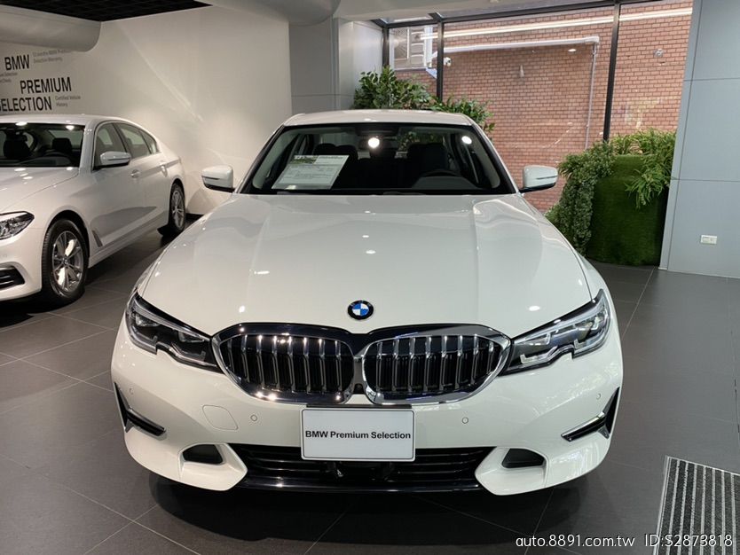 Bmw R 3 Series Sedan Bmw中古車 Bmw 318i Luxury