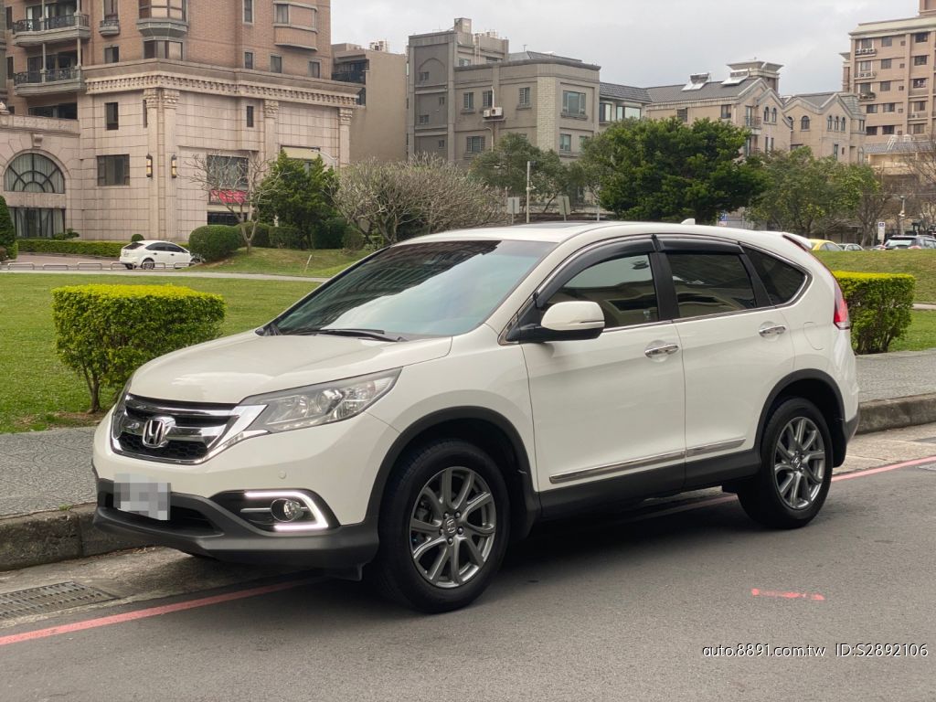 Save認證一手車crv 天窗環景影像循跡防滑可全額貸 中古車價格 圖片 配備 說明 81汽車